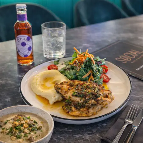 Social Bar & Bistro | Best Bar & Restaurant Raffles Place Singapore
